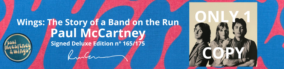 Wings : Deluxe Signed Edition